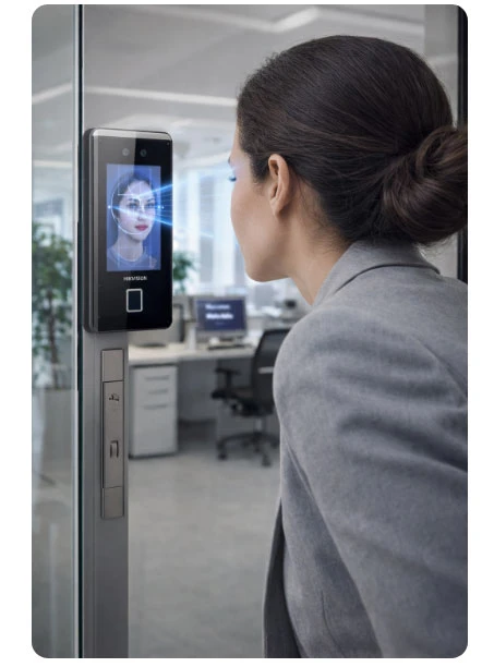 Control de ingresos con reconocimiento facial